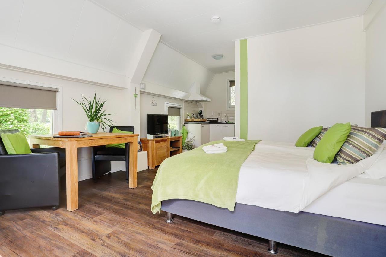 Bed and Breakfast Rheezerstee Esterno foto