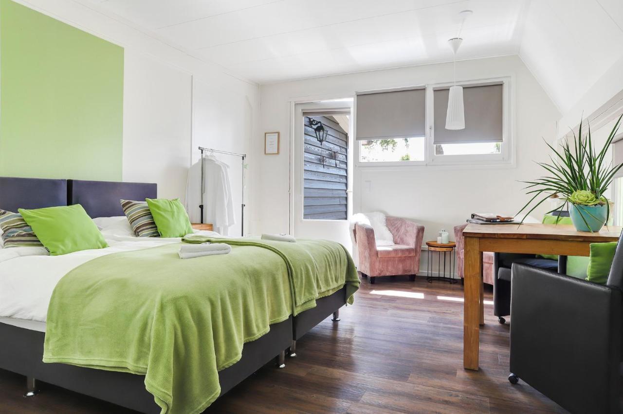 Bed and Breakfast Rheezerstee Esterno foto