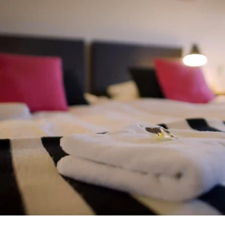 Bed and Breakfast Rheezerstee Esterno foto
