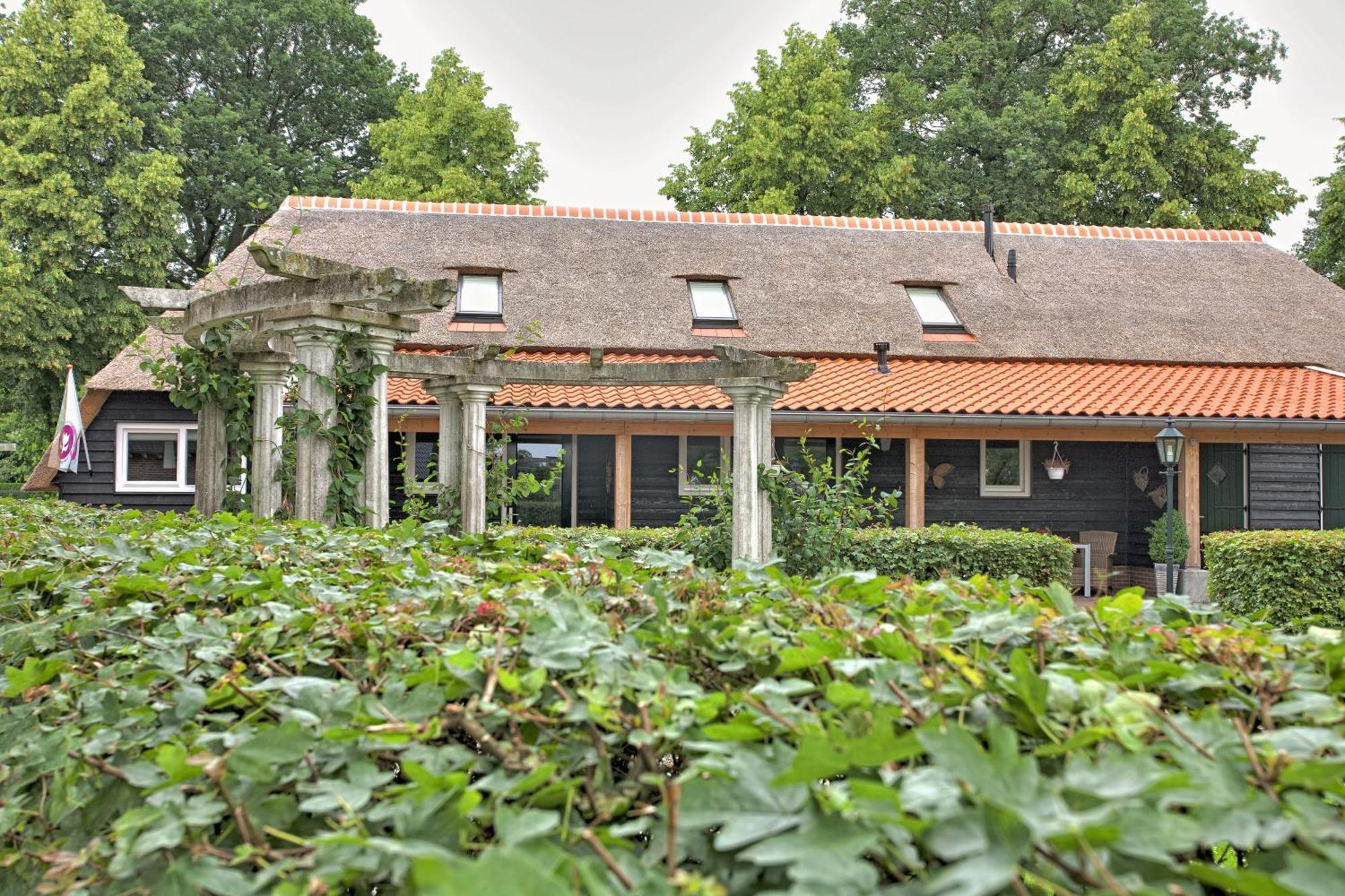 Bed and Breakfast Rheezerstee Esterno foto