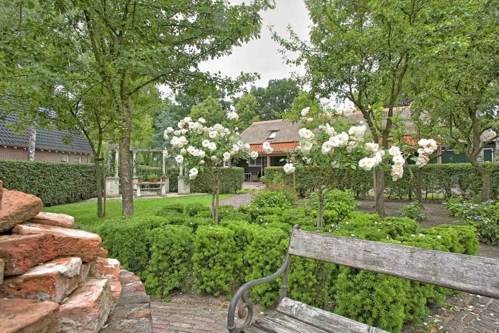 Bed and Breakfast Rheezerstee Esterno foto