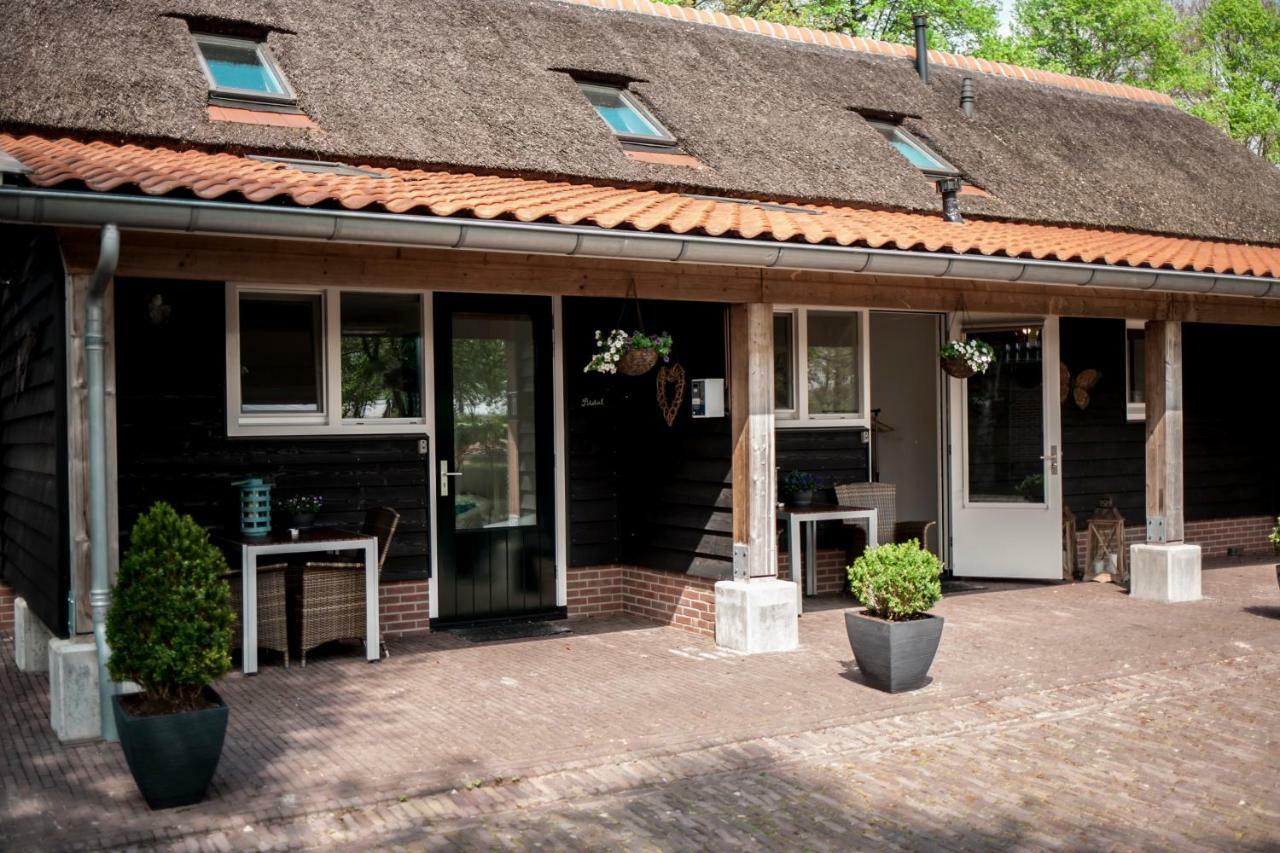 Bed and Breakfast Rheezerstee Esterno foto